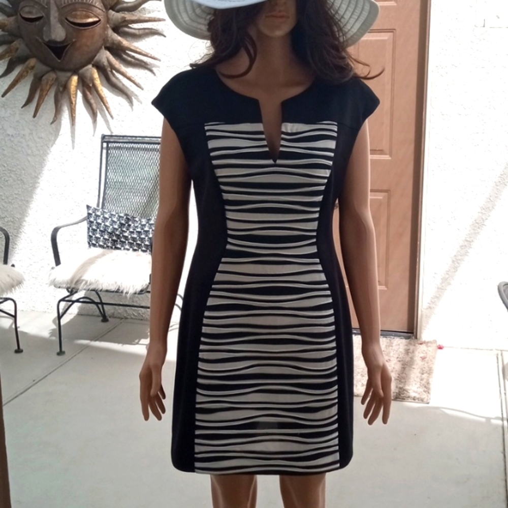 Connected Apparel mini dress